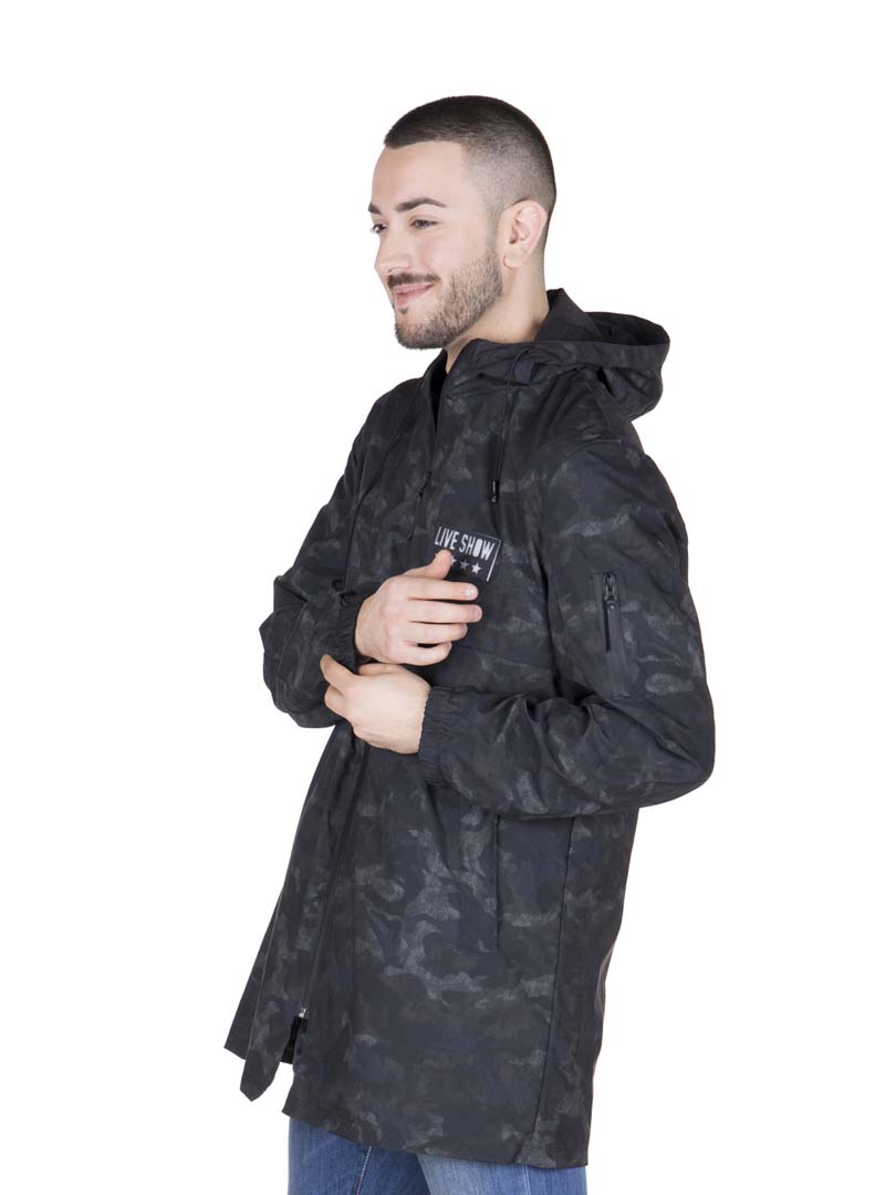 Gianni Lupo, Heavy jacket